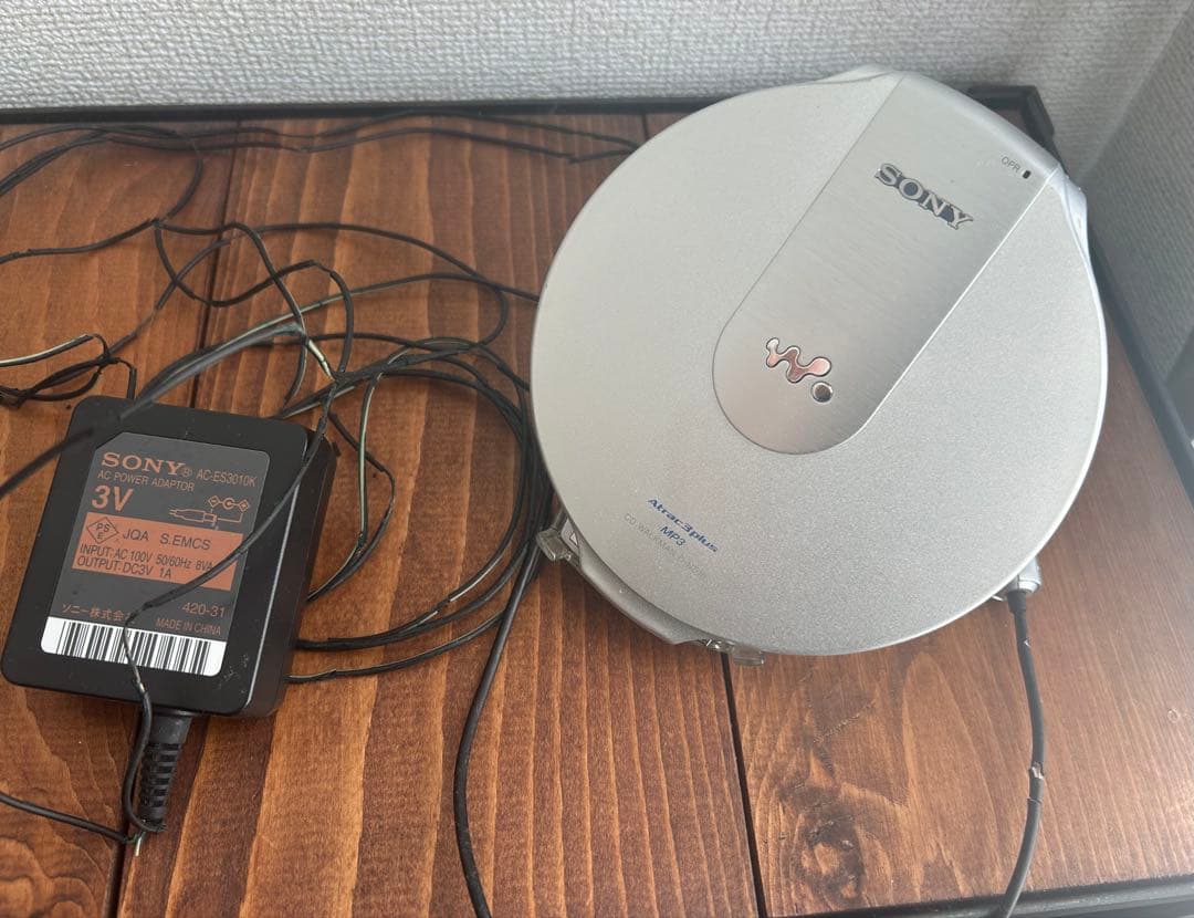 SONY CD Walkman D-NE10 ポータブルCDプレーヤー