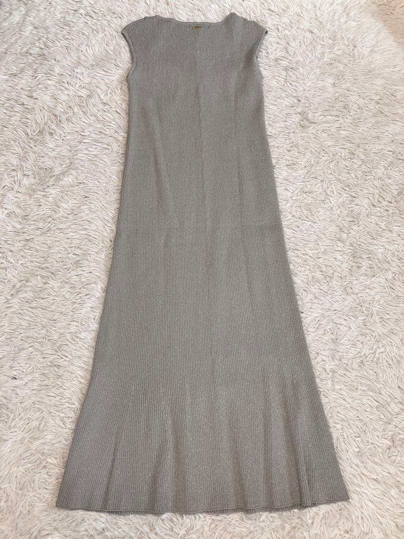 【新品タグ付き】JUSGLITTY フレンチラメリブワンピース