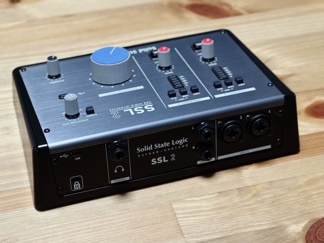 Solid State Logic SSL2 オーディオインターフェース