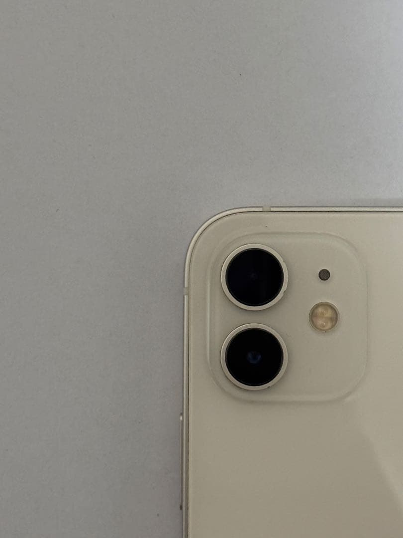 iPhone 12 64GB ホワイト SIMフリー　値下げ可能‼️