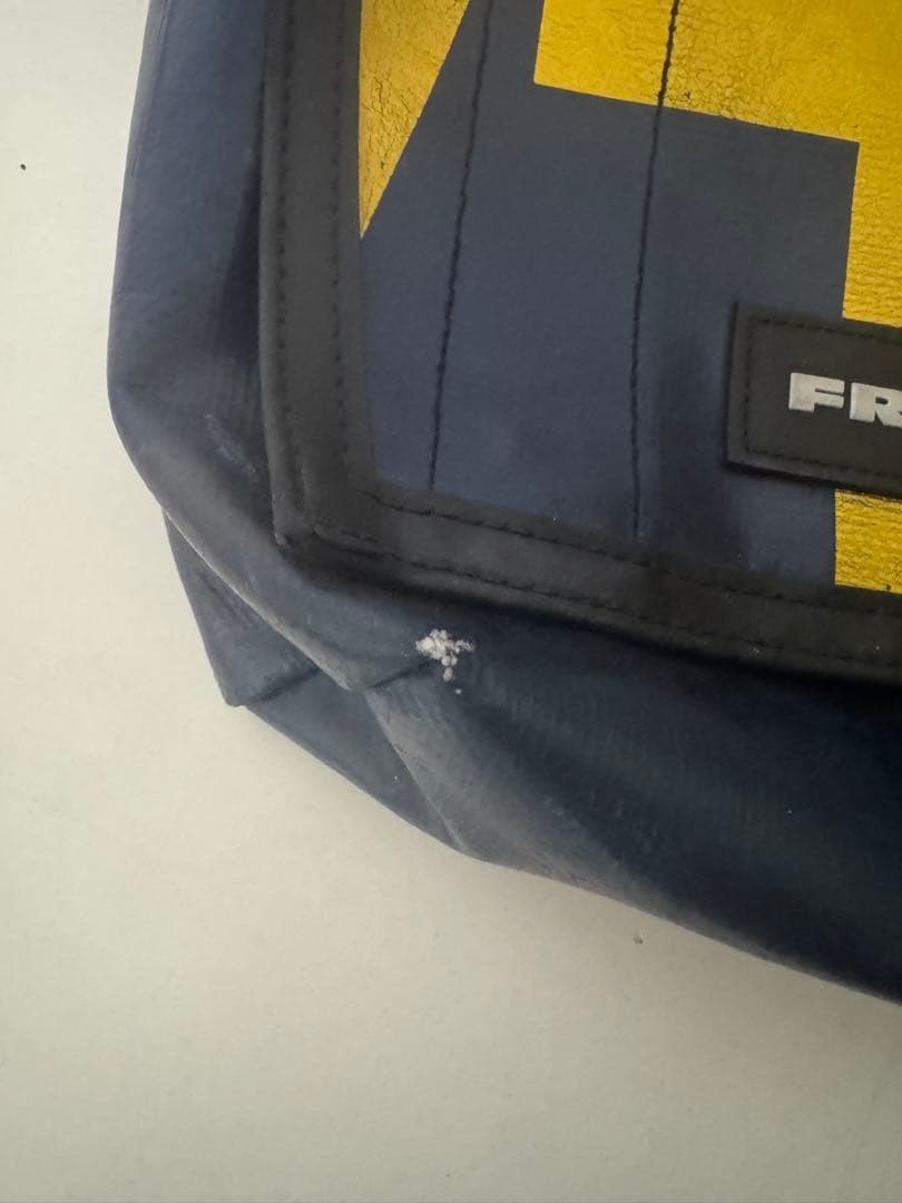 FREITAG f11ショルダーバッグ ネイビー/イエロー