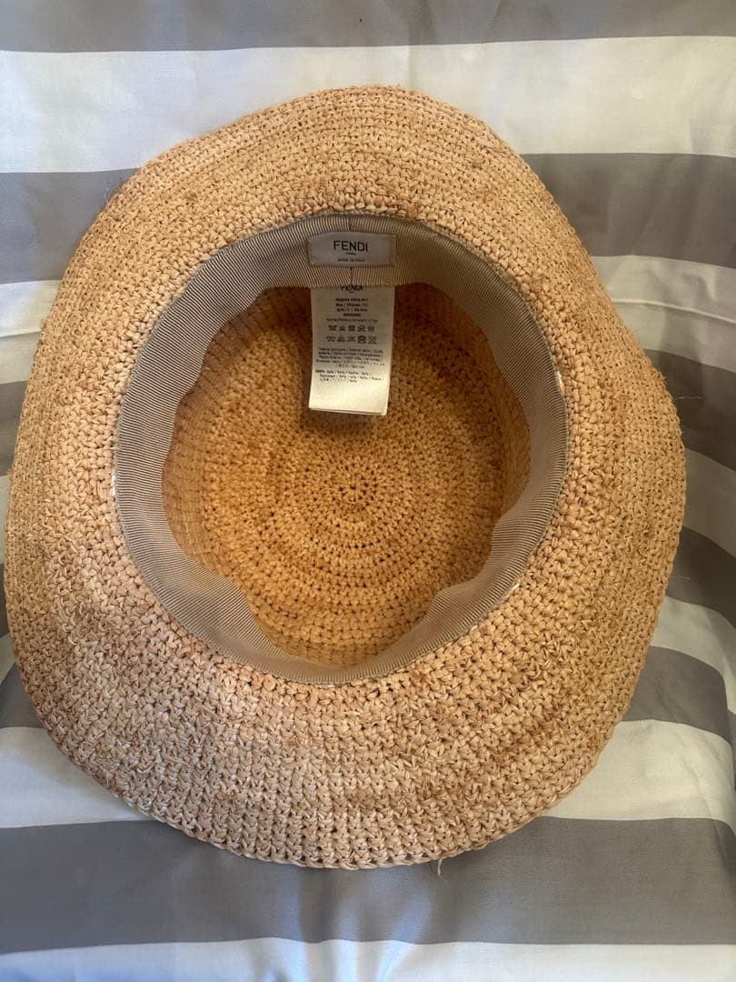 【人気・完売】FENDI フェンディ ベージュ ラフィアハット 麦わら ストロー