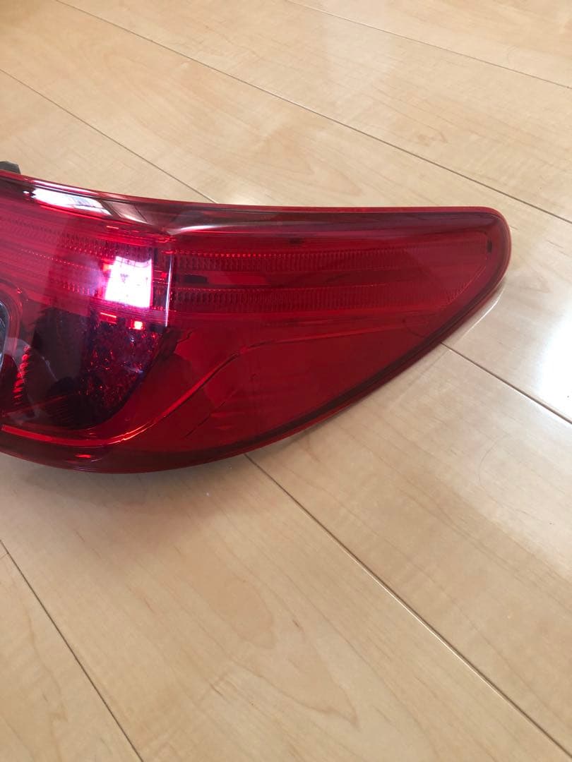 マークX130系中期後期純正テールランプ