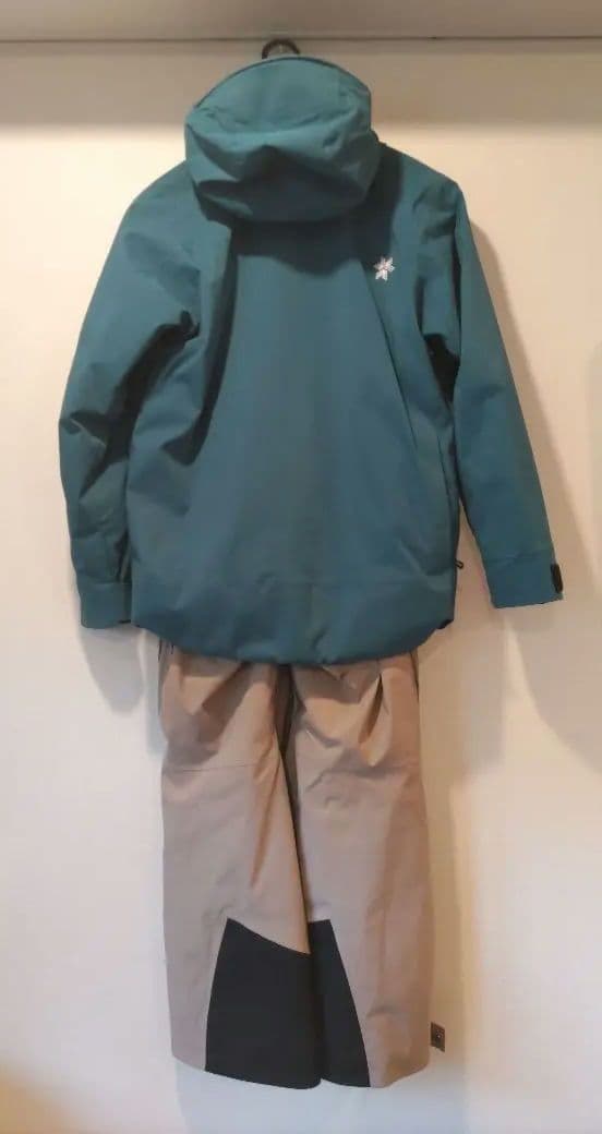 k*8様 【値下げ】Goldwin Fisher オピニオン スキーウェア上下