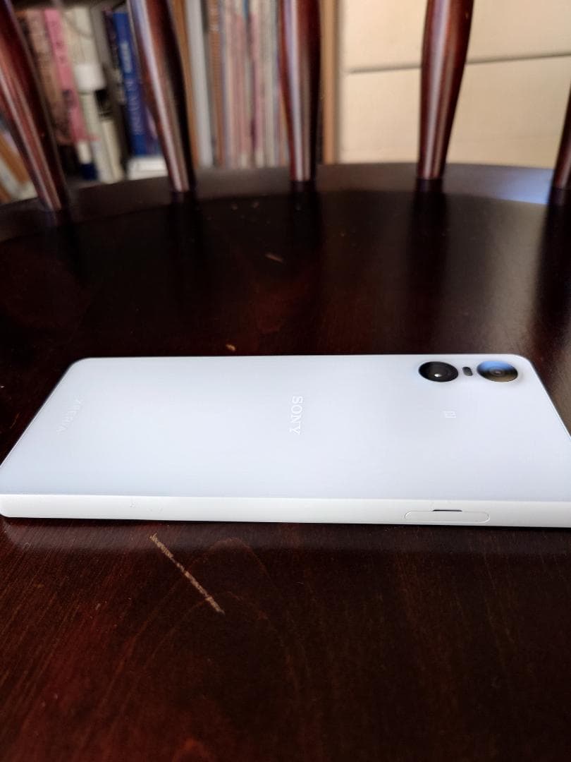 ★ほぼ新品★ Xperia 10 VI / SIMフリー / ホワイト