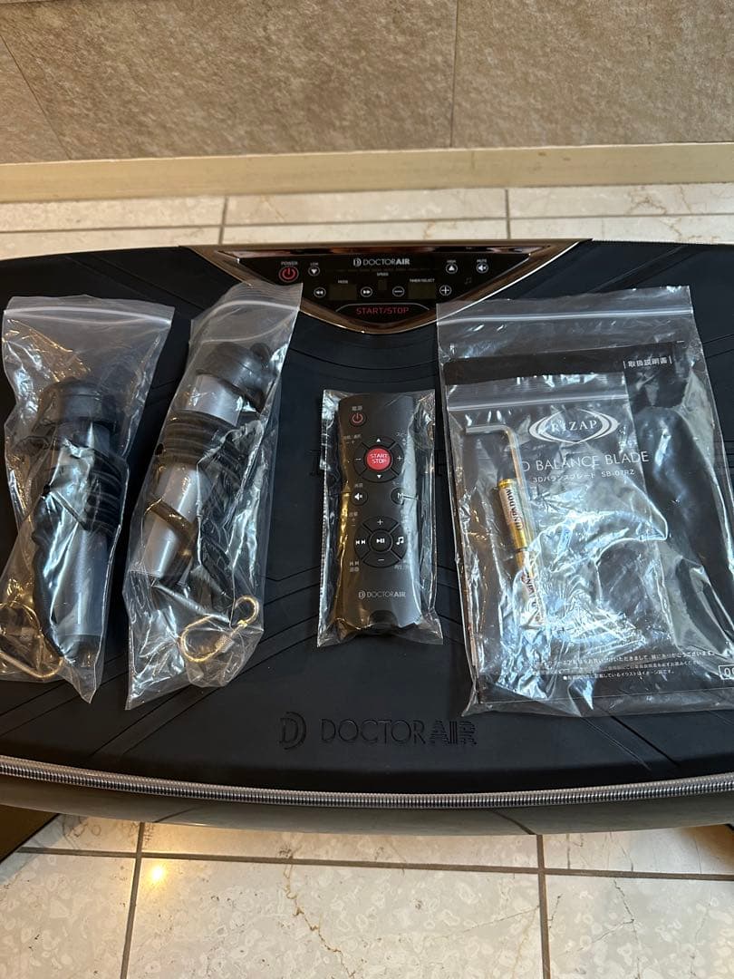 【未使用】ドクターエア3Dバランスブレード(SB-07RZ） 乗るだけライザップ