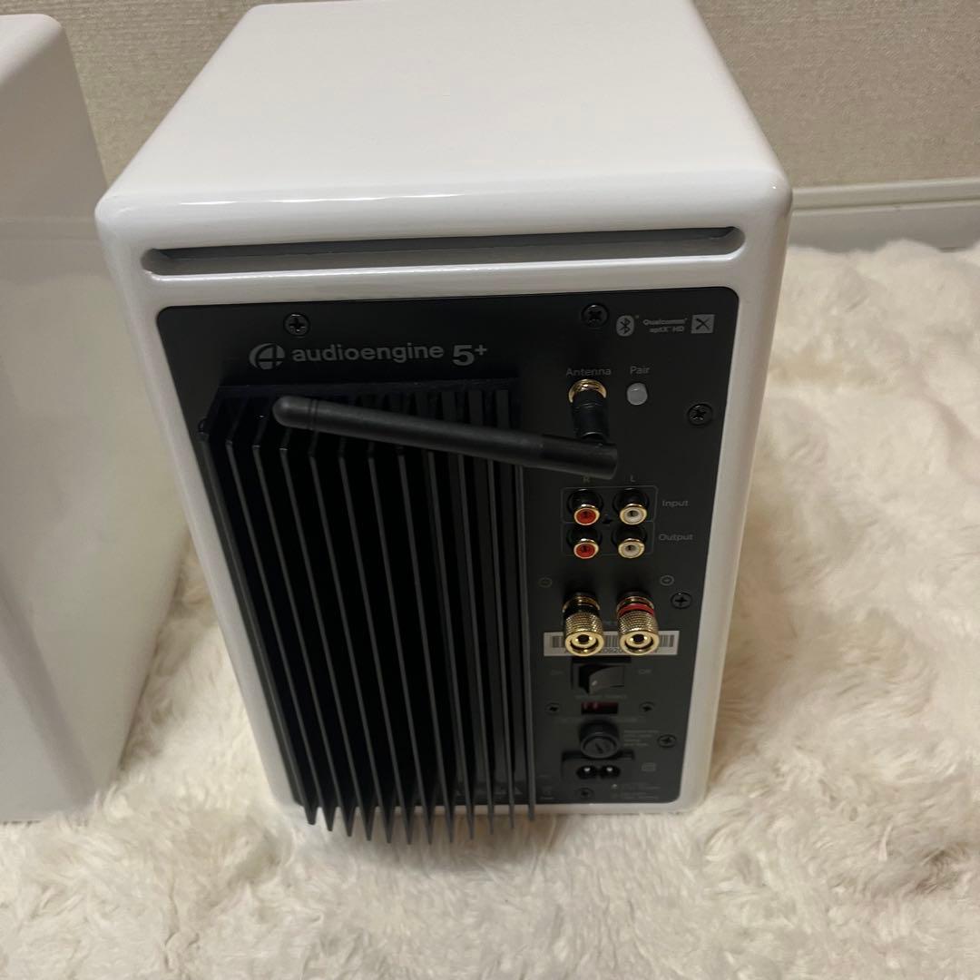 Audioengine A5+ Bluetooth ＋デスクトップスタンド　外箱