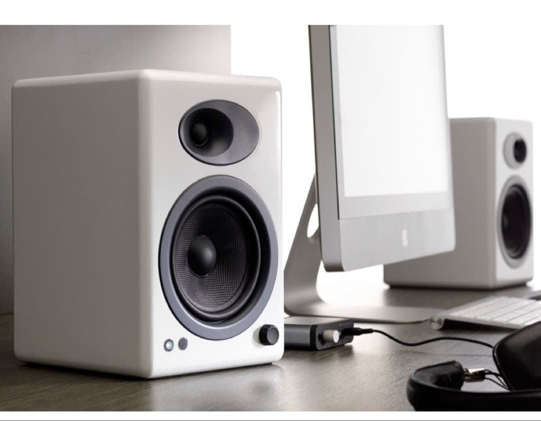 Audioengine A5+ Bluetooth ＋デスクトップスタンド　外箱