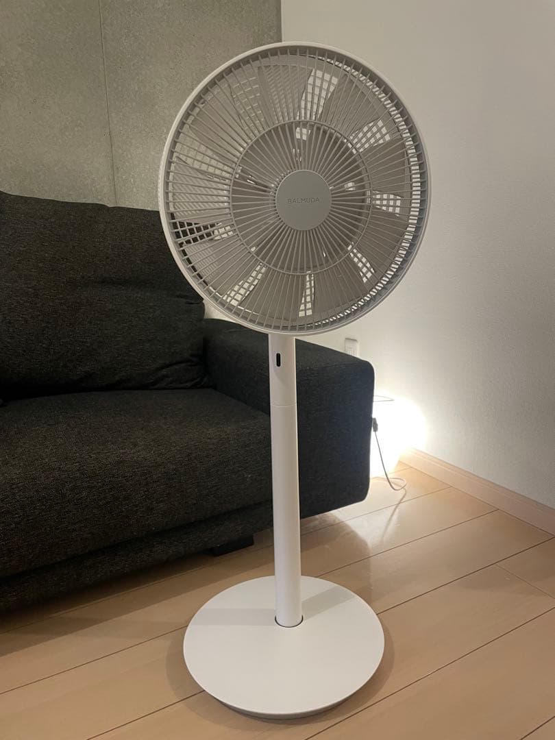 来年に備えて安価で！The GreenFan スタンド型扇風機 ホワイト