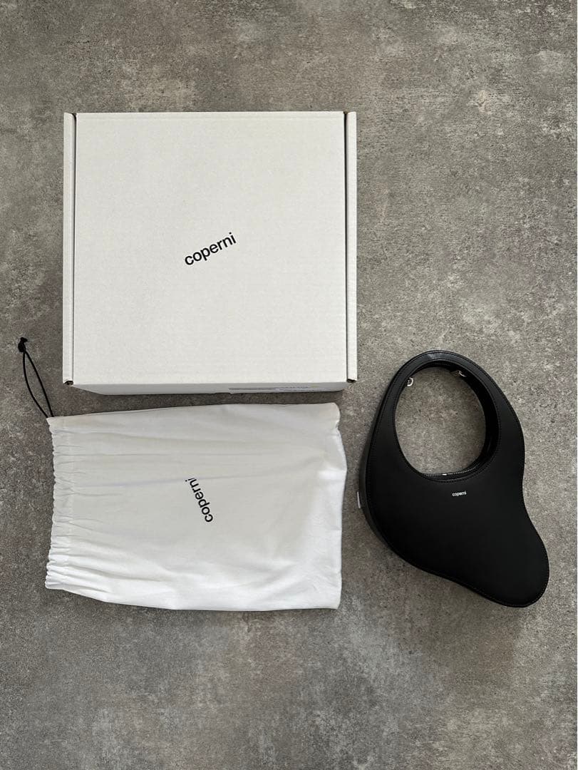 あ*様 coperni コペルニ　スワイプバッグ