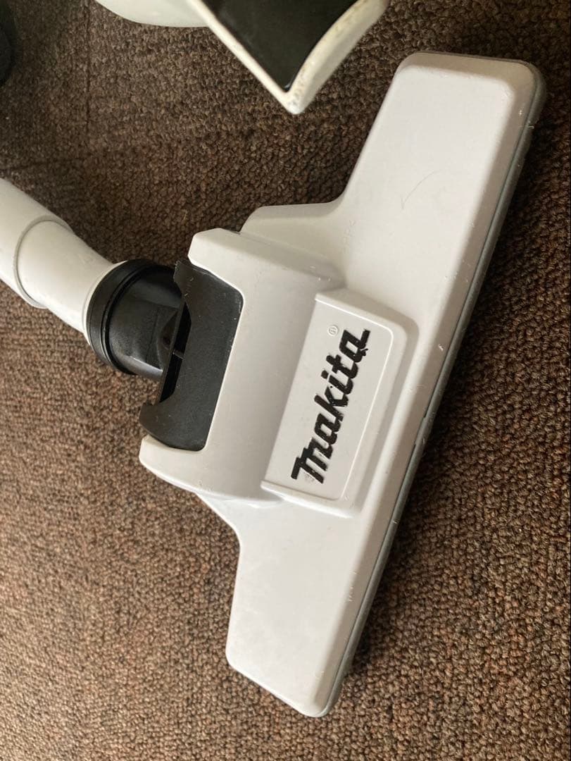 マキタ充電掃除機　サイクロン　CL001G 36V➖40V