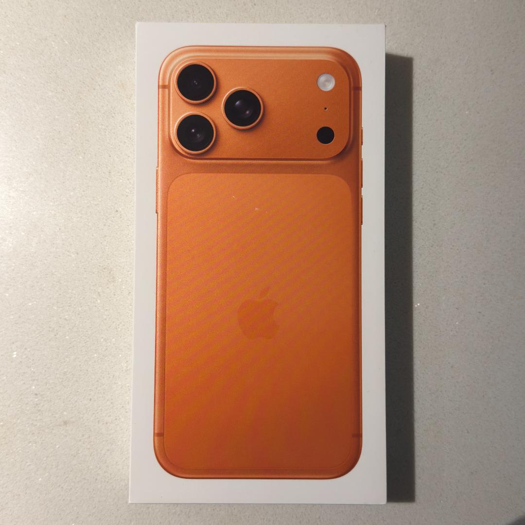 【香港版】iPhone17promax 1TB コズミックオレンジ ※未開封品