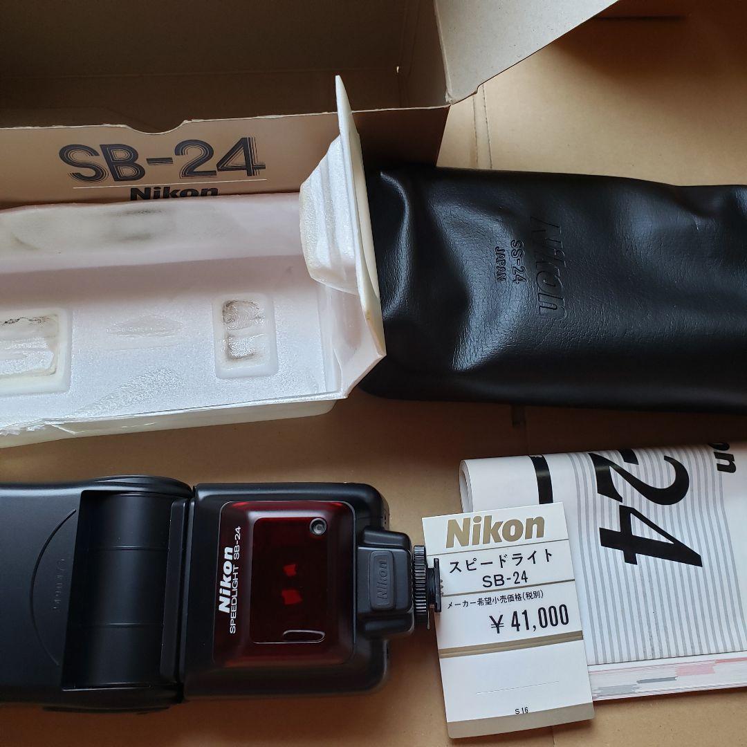 d*3様 【未使用品】ニコン F-801S Nikon 未使用周辺機器セット 動