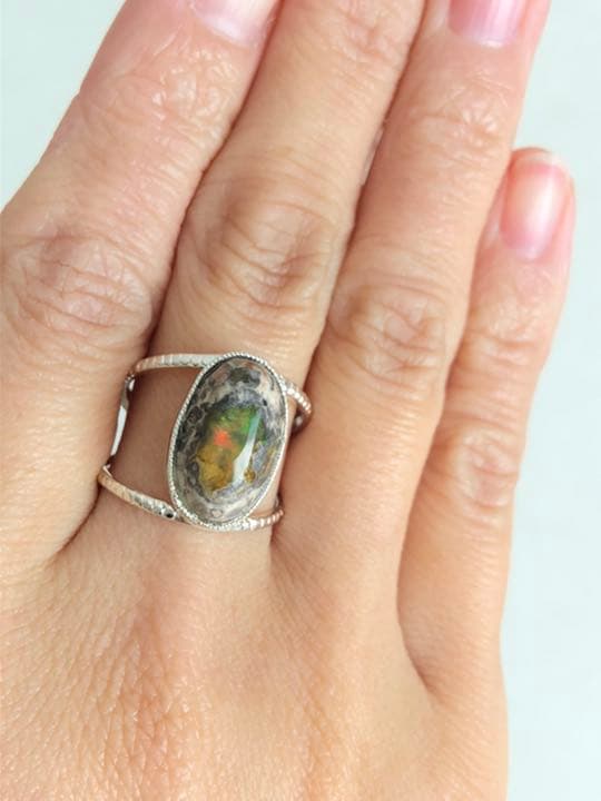 特大オパールリング