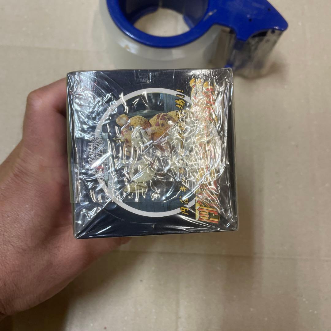 バンダイ　円谷ヒーロー列伝　トレーディングカード　1BOX 未開封