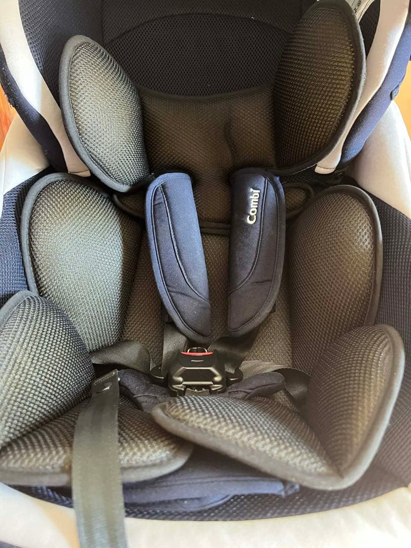 [Combi ]コンビ　チャイルドシート　クルムーヴスマート isofix