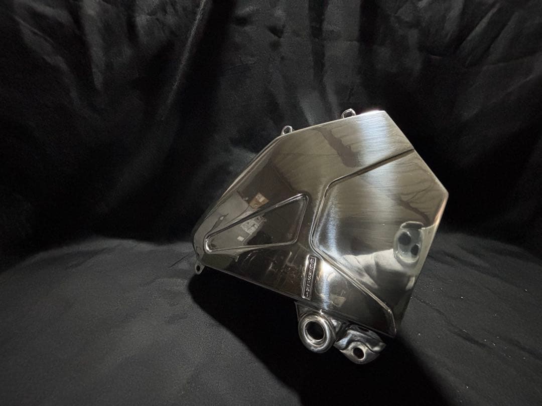 バフ工房 ゼファー400/ゼファーχ スプロケットカバー