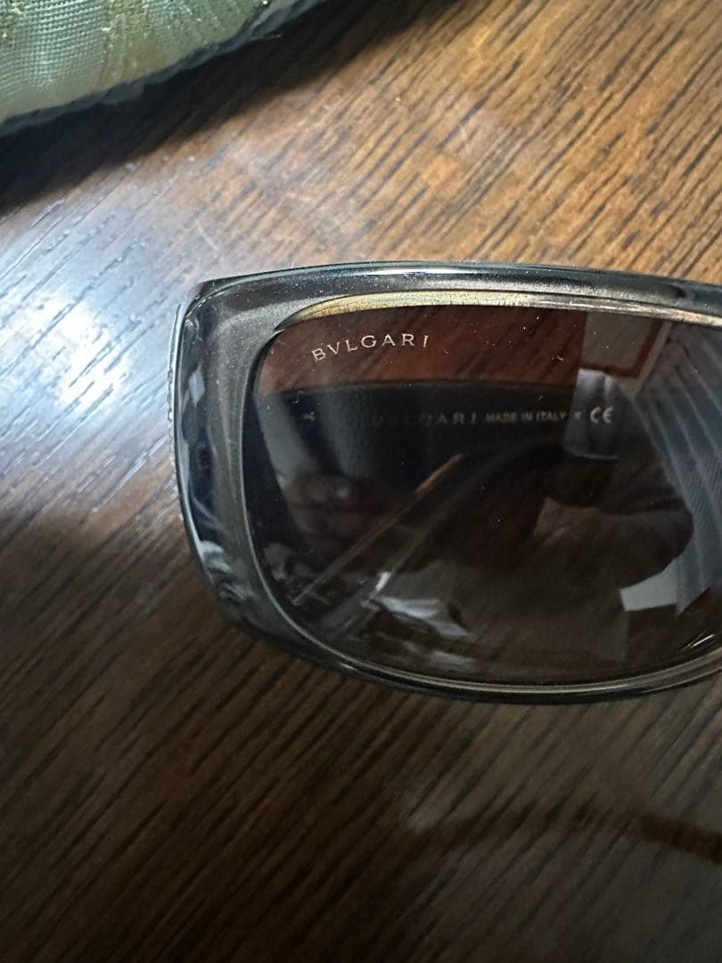 マロン様 新品. 未使用 BVLGARI 装飾付きブラウンおしゃれなサングラス