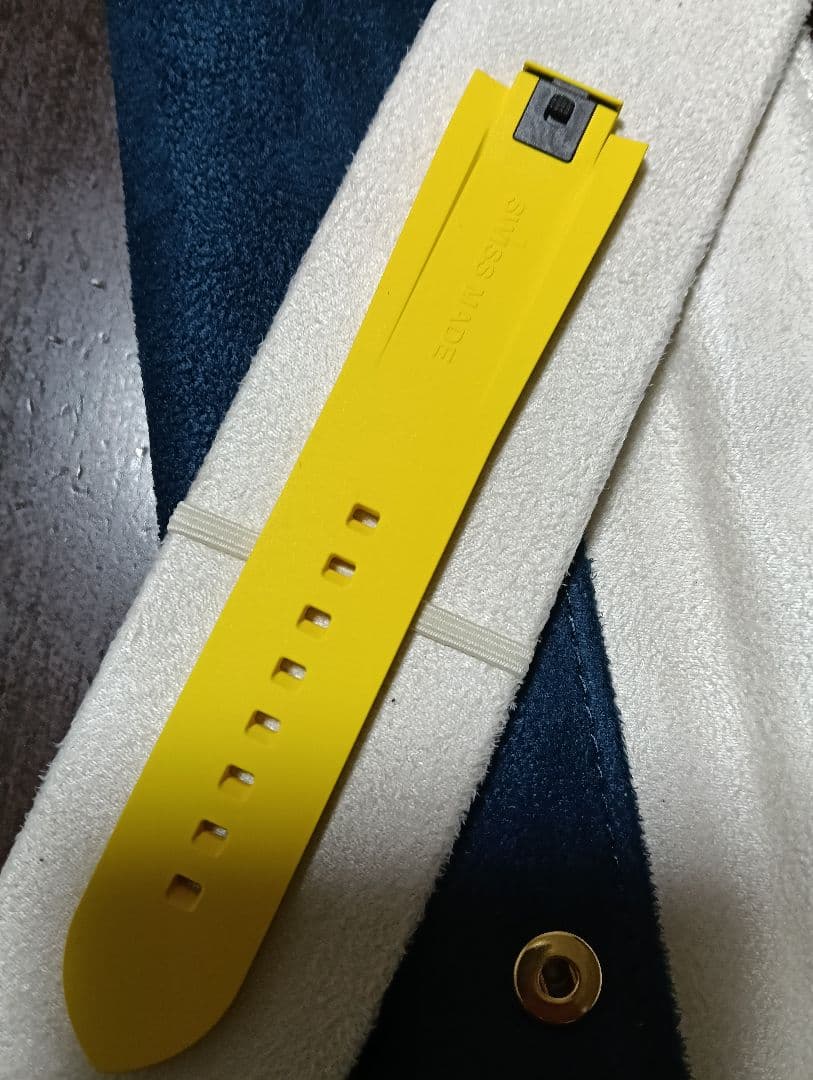 【特】タンブール モノグラム ラバー ストラップ L