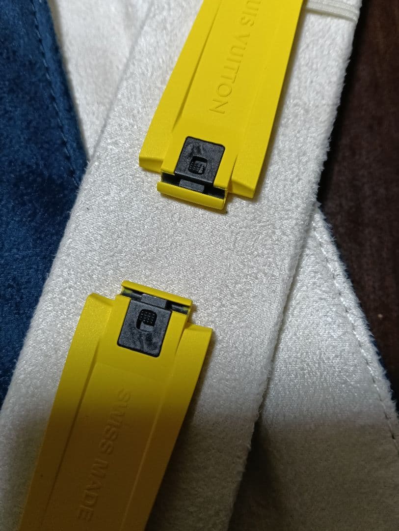 【特】タンブール モノグラム ラバー ストラップ L