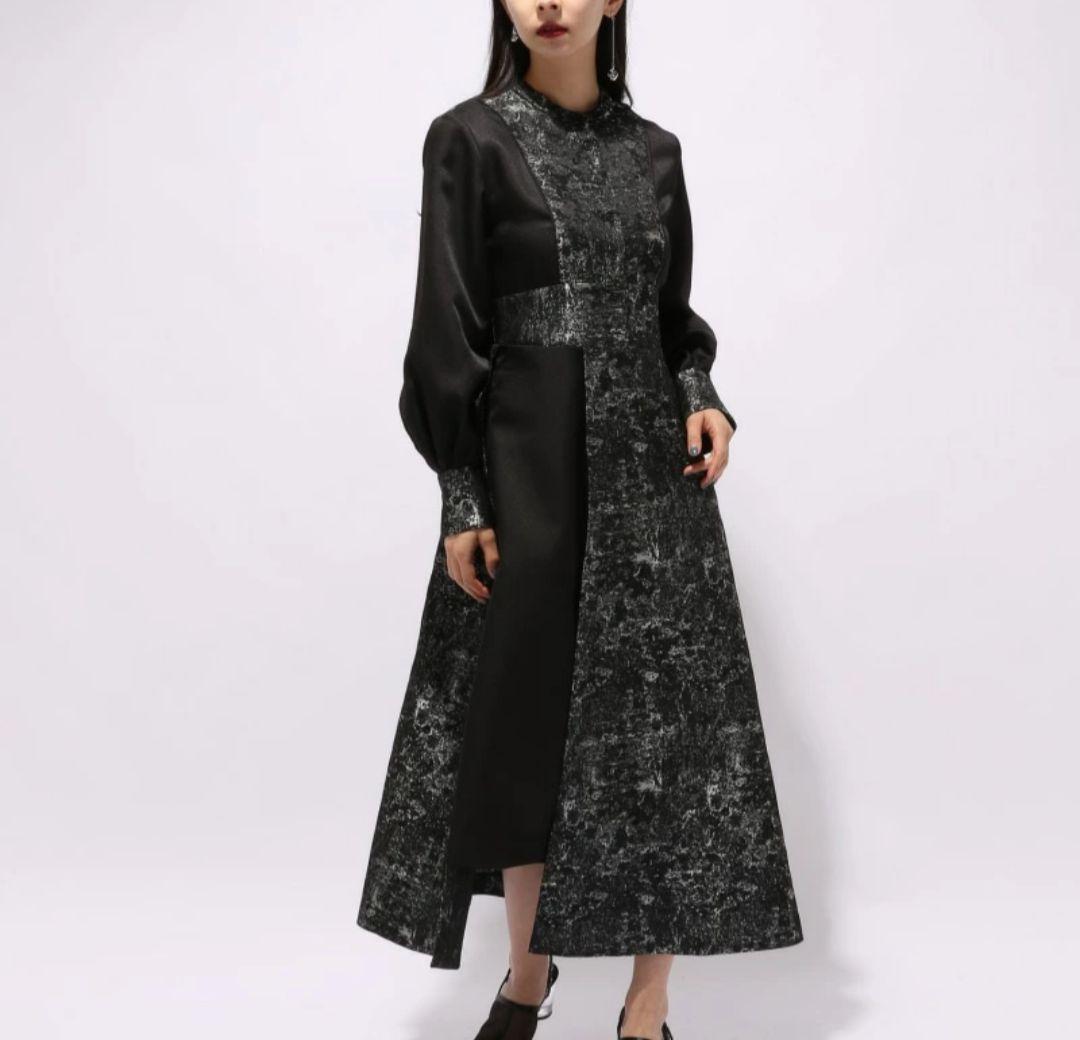 HARE ガラキリカエデザインワンピース ブラック