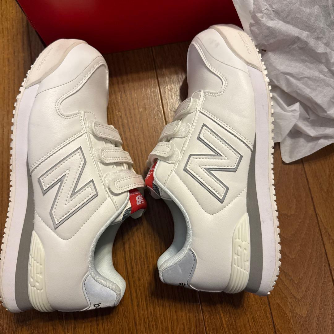 24.5センチNew Balance ホワイト スニーカー安全靴JSAA A種
