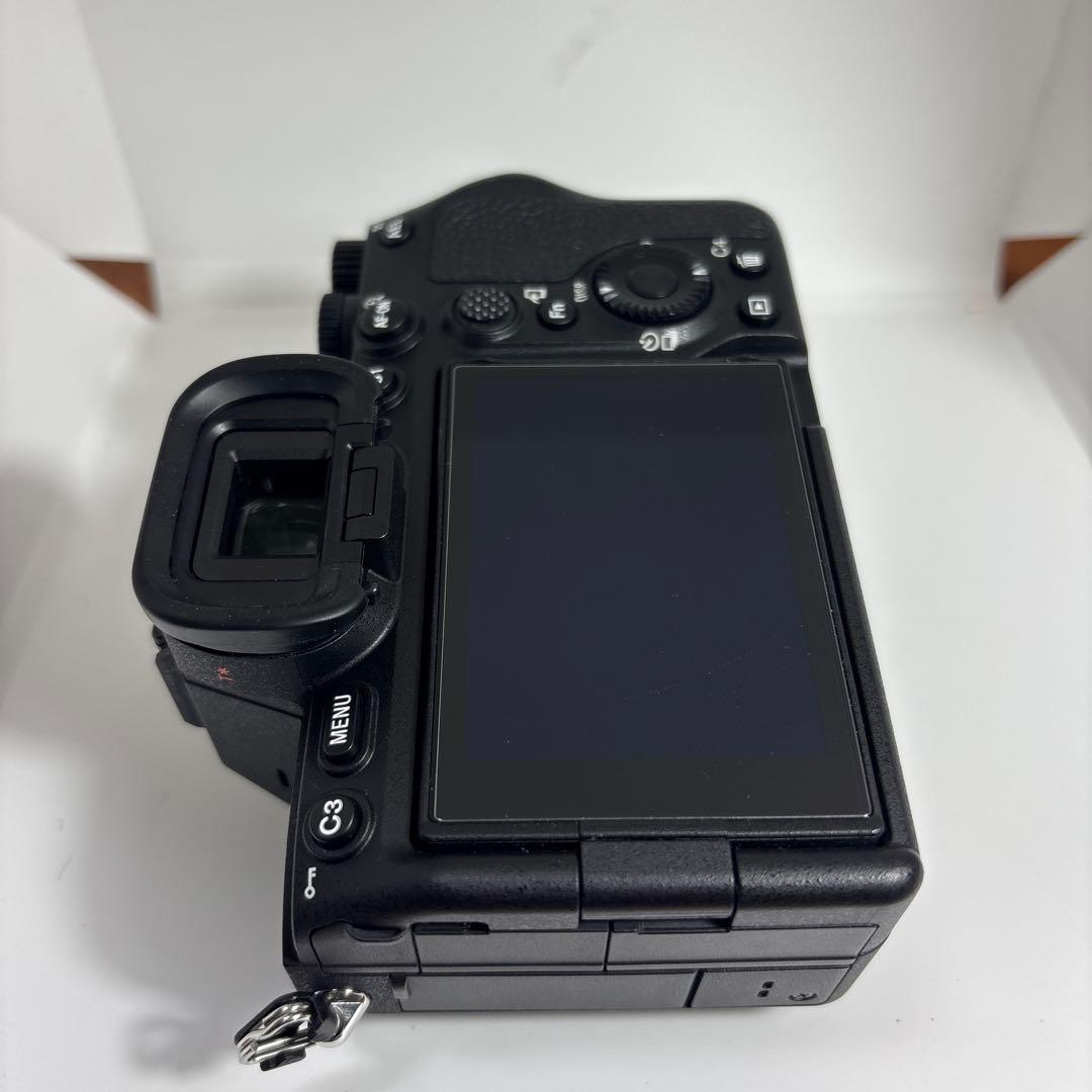 SONY α7IV 【シャッター回数1650回】　【CFexpress付き】