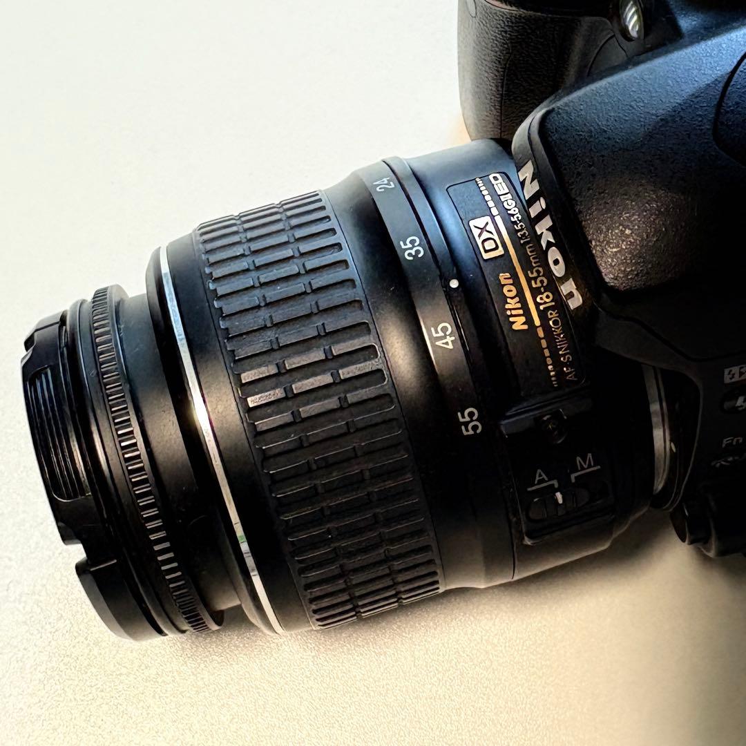 Nikon デジタル一眼レフカメラ D40 レンズ付き
