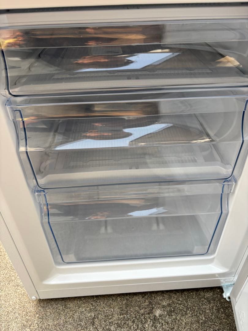 Hisense HR-D1701W 冷蔵庫 175L 2024年製