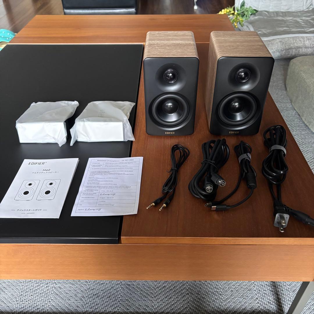 EDIFIER M60 スピーカー 新品同様