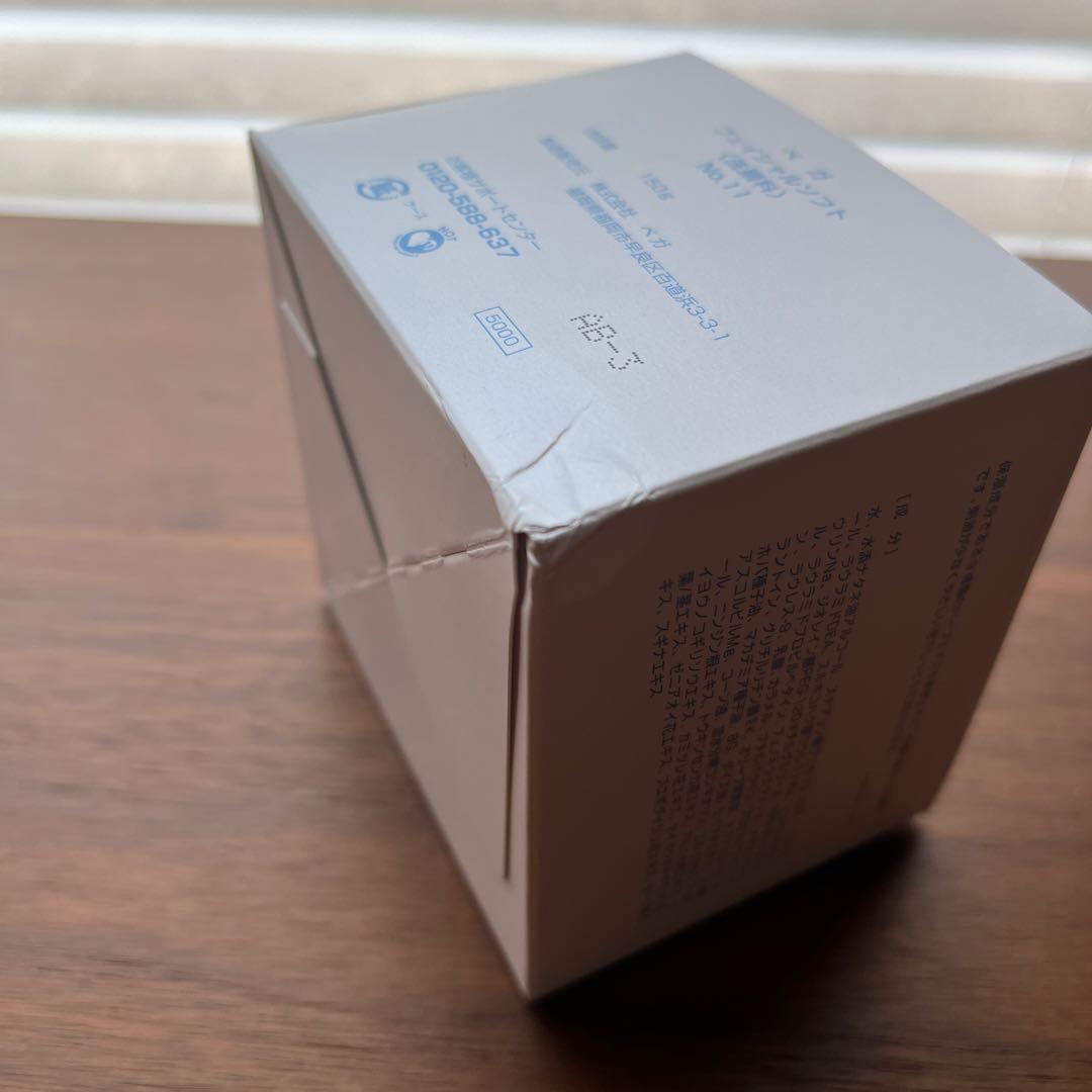 ベガ　フェイシャルソフト（洗顔料）・泡立て専用フラワー　各３個