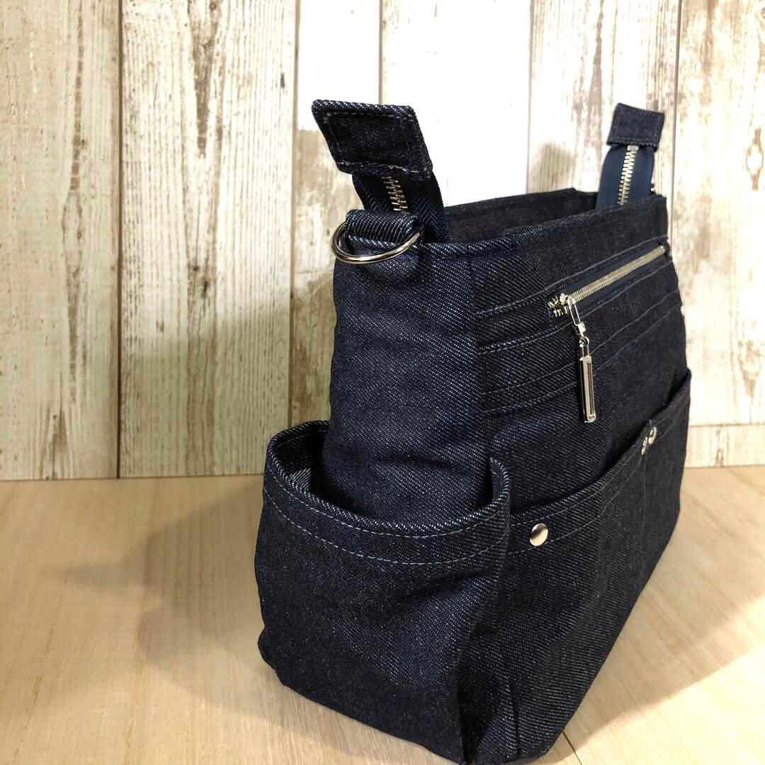 たけ柴犬犬　ショルダーバッグ　ネイビー　両開きファスナー