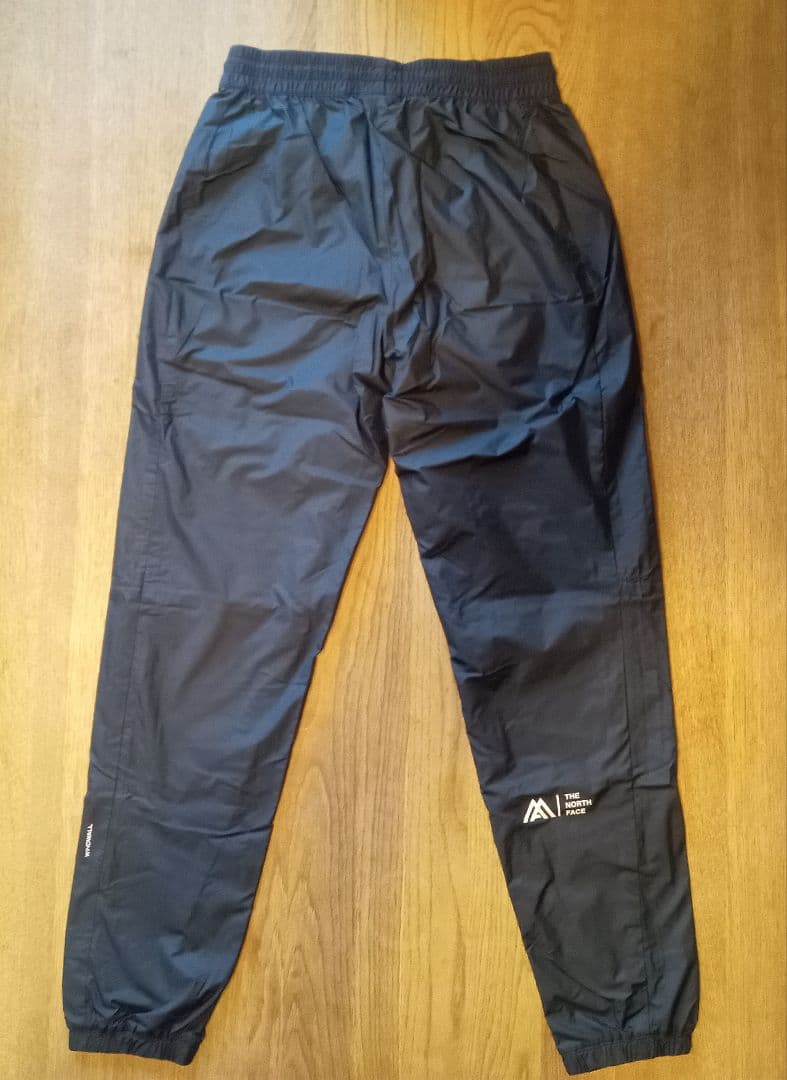 大活躍間違いなし!!ザノースフェイス WIND WALLパンツ!!