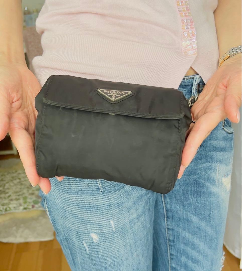 PRADA ブラック ナイロン ショルダーバッグ