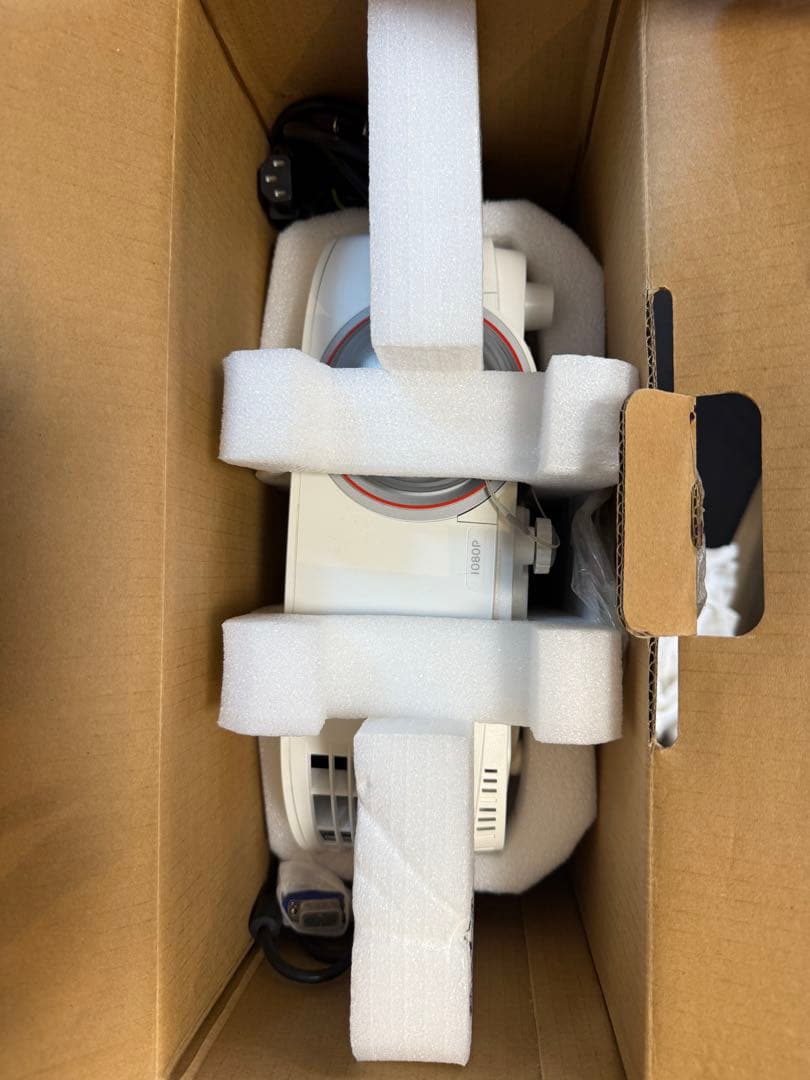 BenQ TH671ST プロジェクター本体