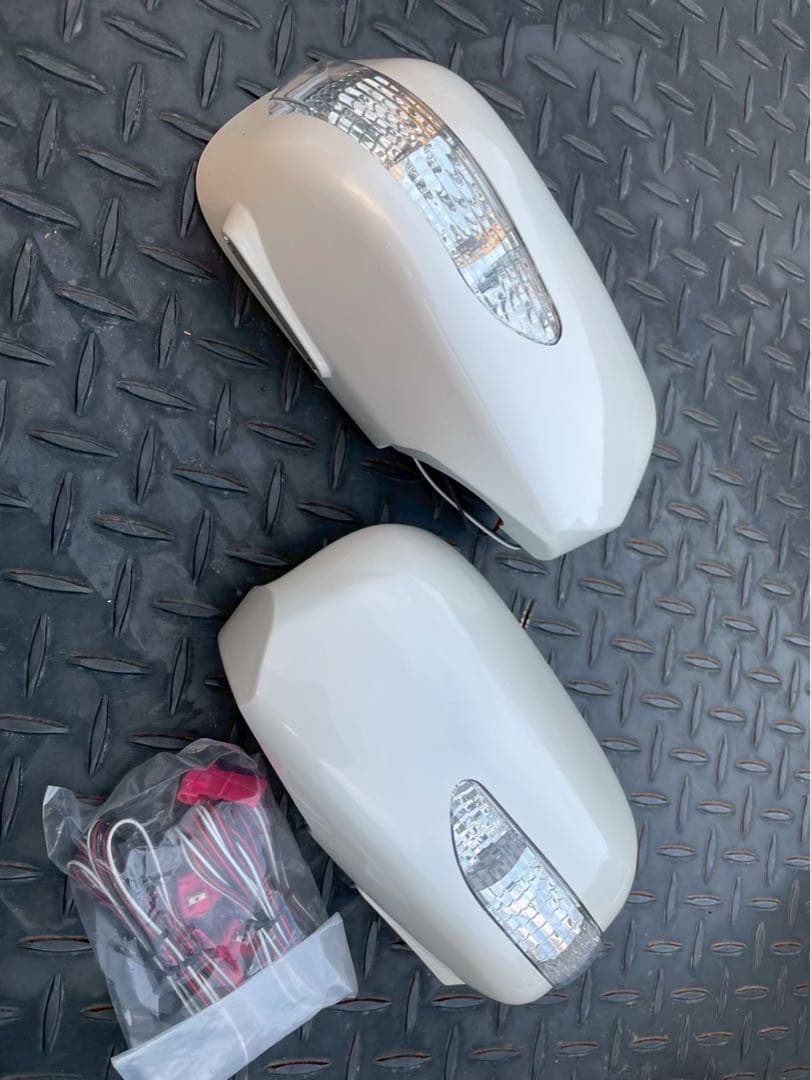 純正交換　LED ウインカードアミラー　20セルシオ　17クラウン　マジェスタ