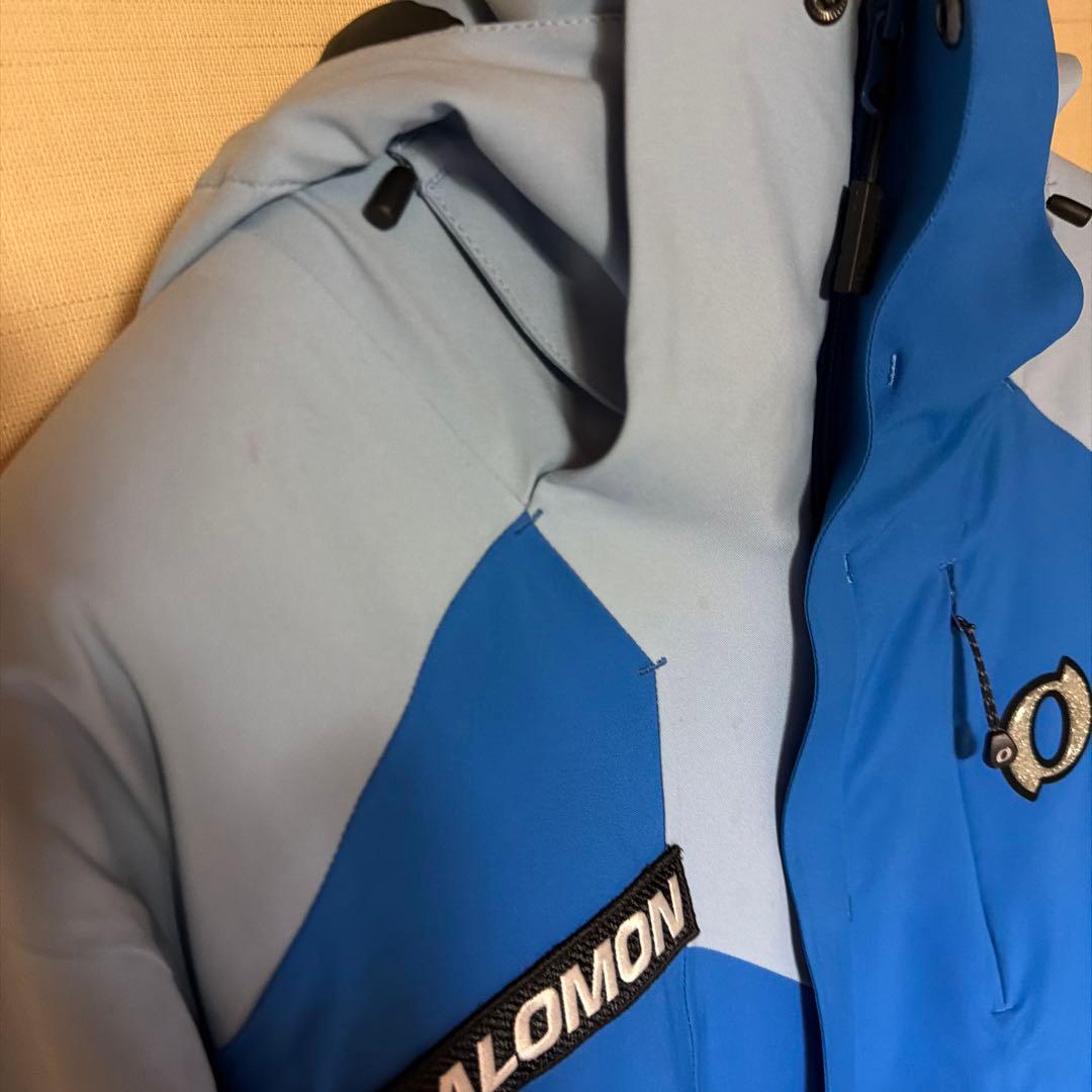 オンヨネスキーウェア 青色 フード付き