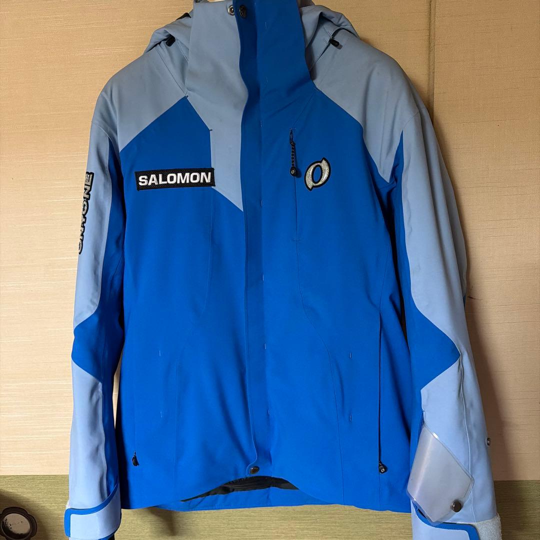 オンヨネスキーウェア 青色 フード付き