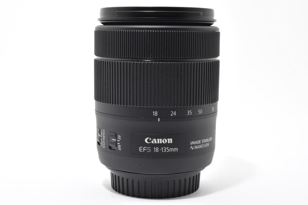 ★極美品★キヤノン EF-S 18-135 f3.5-5.6 IS USM