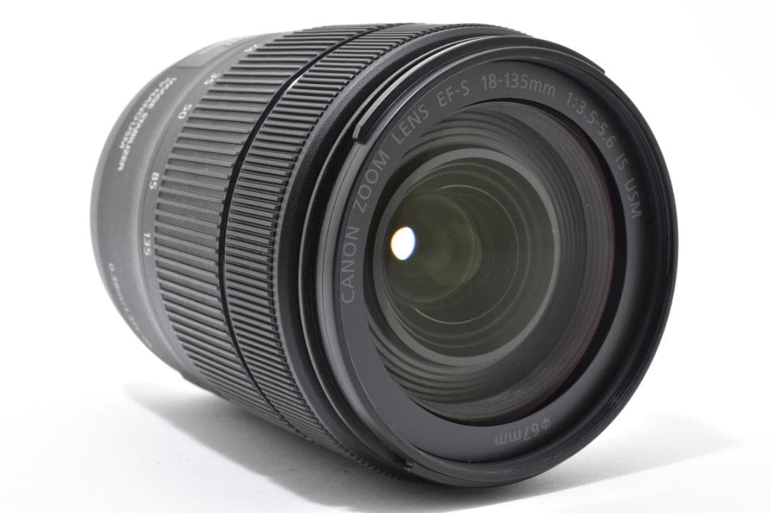 ★極美品★キヤノン EF-S 18-135 f3.5-5.6 IS USM