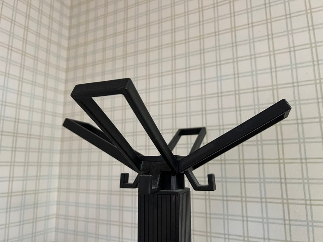 カルテル SEGMENTI 5160 コートハンガー ブラック