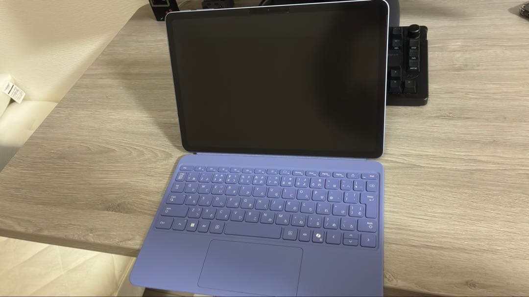 ［ほぼ新品］surfacePro12インチ本体と純正キーボード(バイオレット)