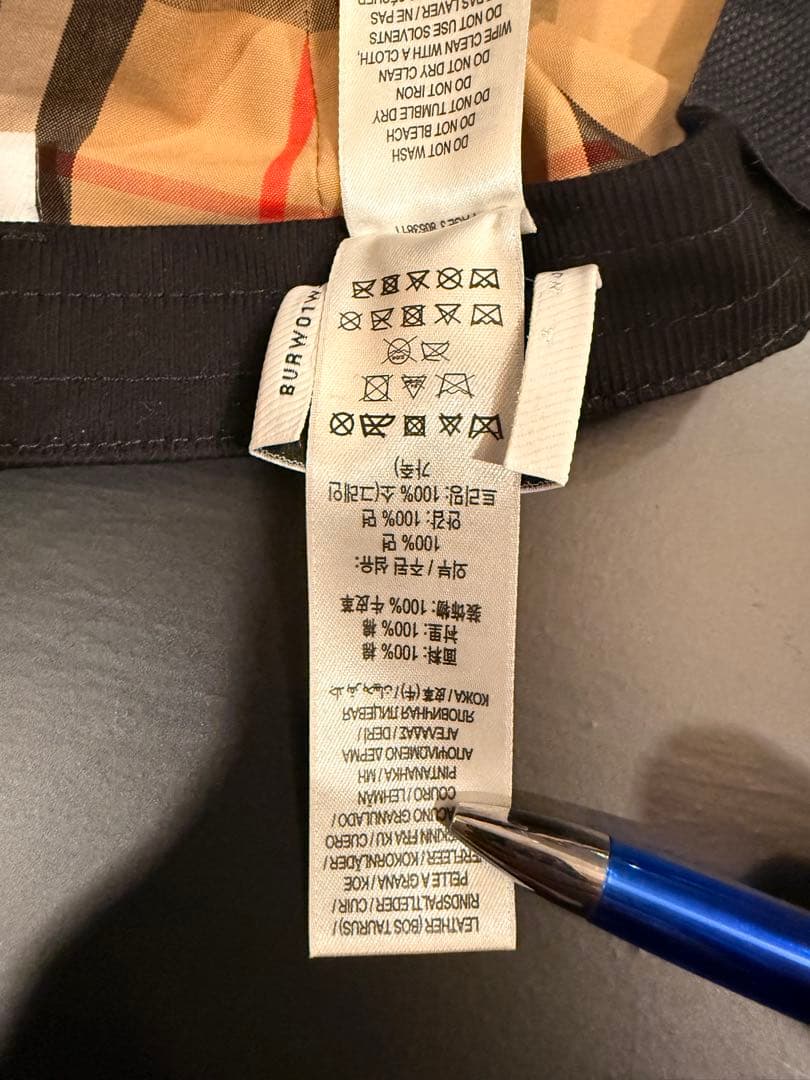 Burberryキャップタグ付正規品ブラック/ノバチェックsize XL