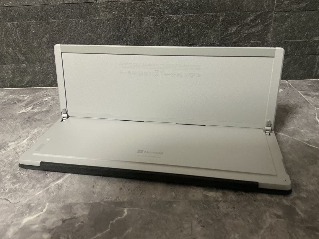 ✨Surface Pro5 1807 LTEモデル✨2K液晶✨キーボード付き✨