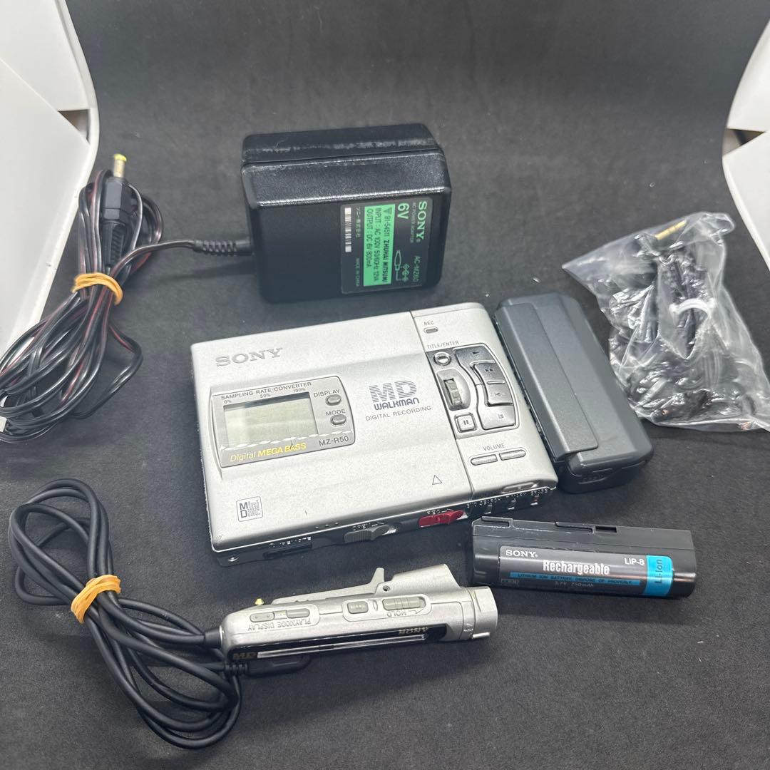 動作品】SONY ポータブルMDプレーヤー MZ-R50 AVケーブル　イヤホン