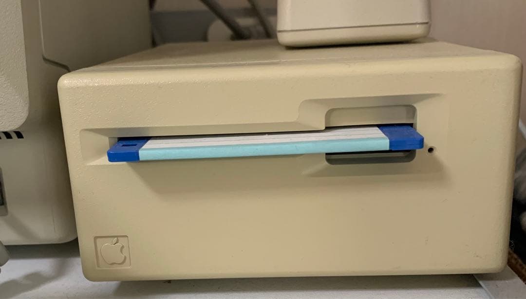 【ジャンク品】　Macintosh Plus 本体他(画像参照)