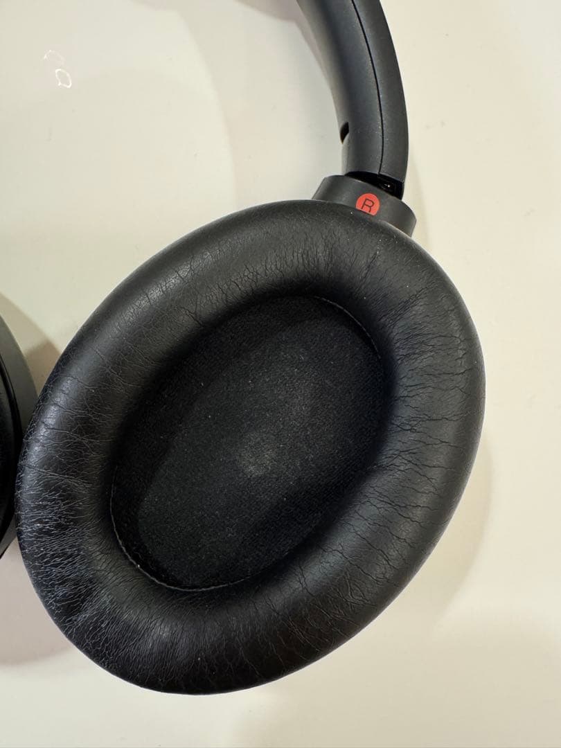 WH-1000XM3ワイヤレスヘッドホン ブラック