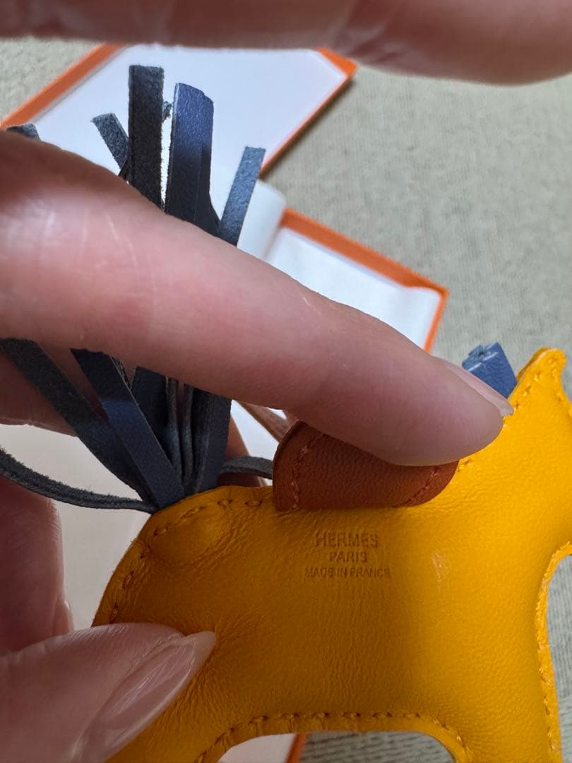 HERMES ロデオ　イエロー