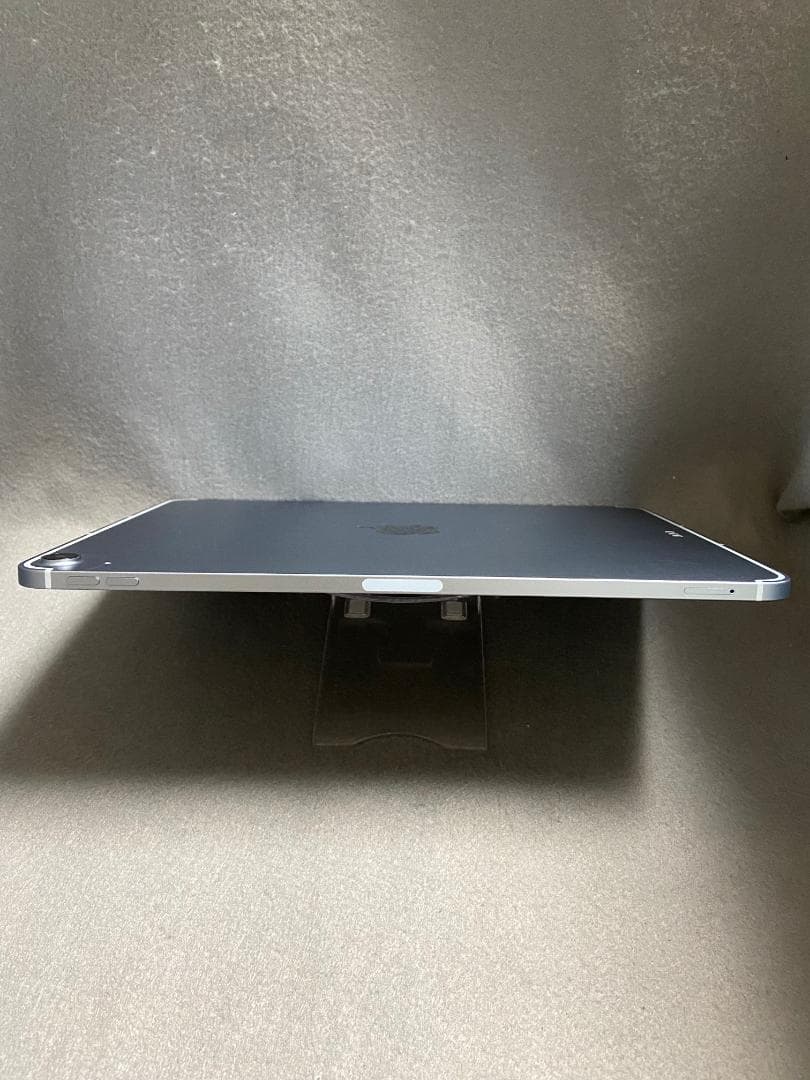 美品 SIMフリー iPad Air 第4世代 64GB WiFi+Cellul