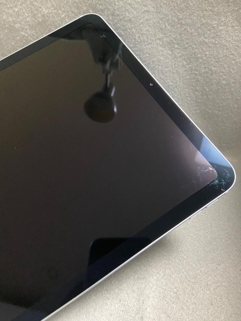美品 SIMフリー iPad Air 第4世代 64GB WiFi+Cellul
